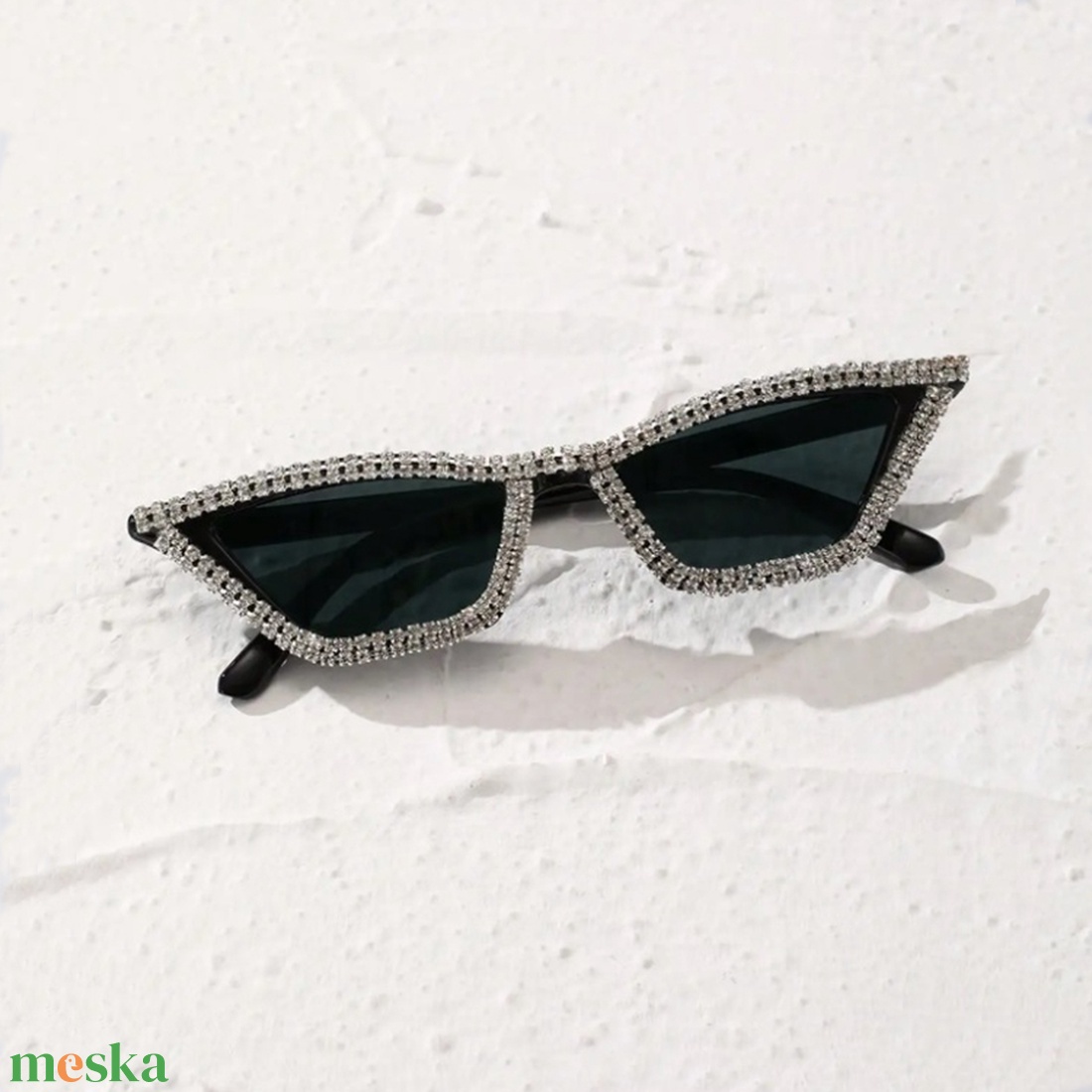 Esküvői party napszemüveg - Cat Eye Diamond - esküvő - dekoráció - helyszíni dekor - Meska.hu