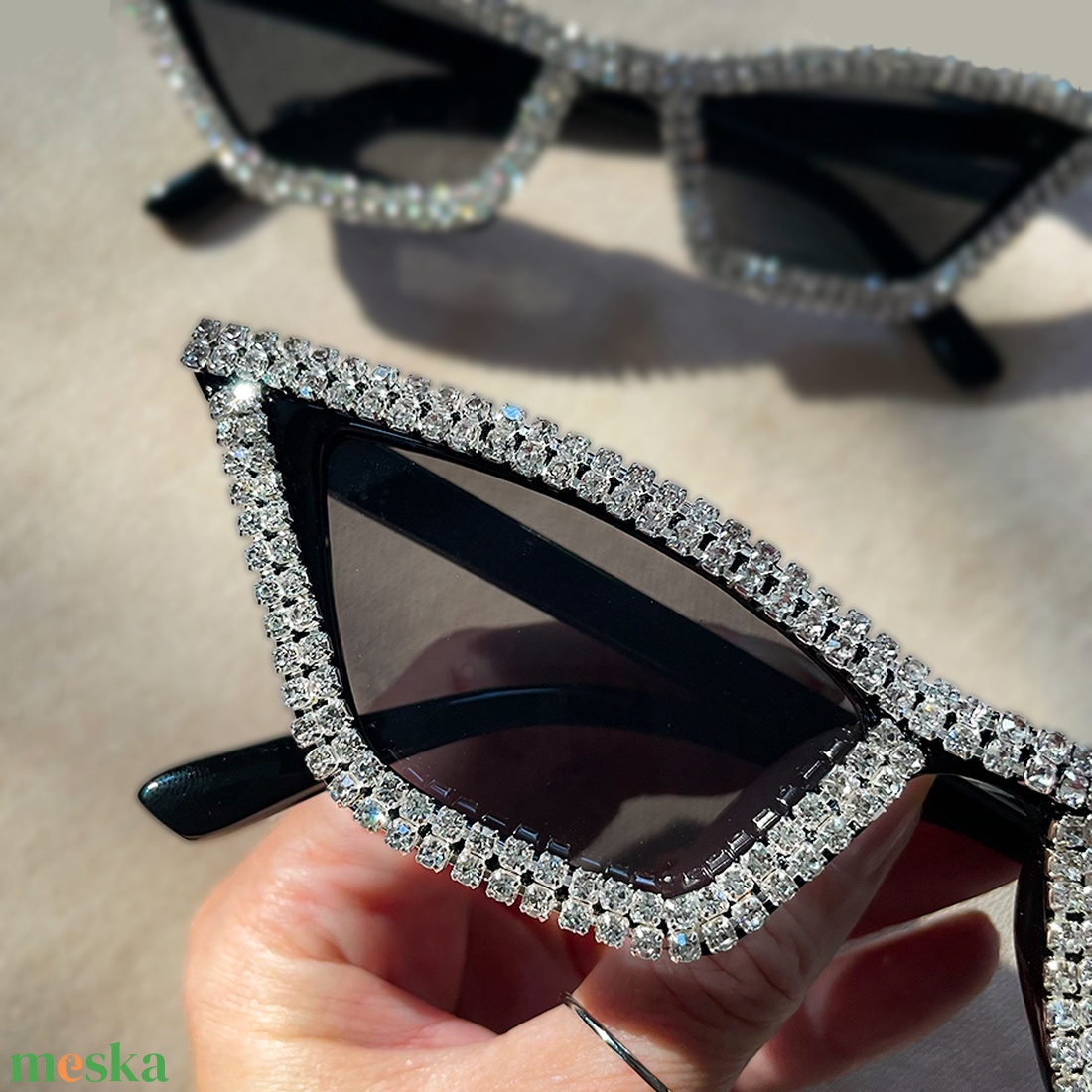 Esküvői party napszemüveg - Cat Eye Diamond - esküvő - dekoráció - helyszíni dekor - Meska.hu