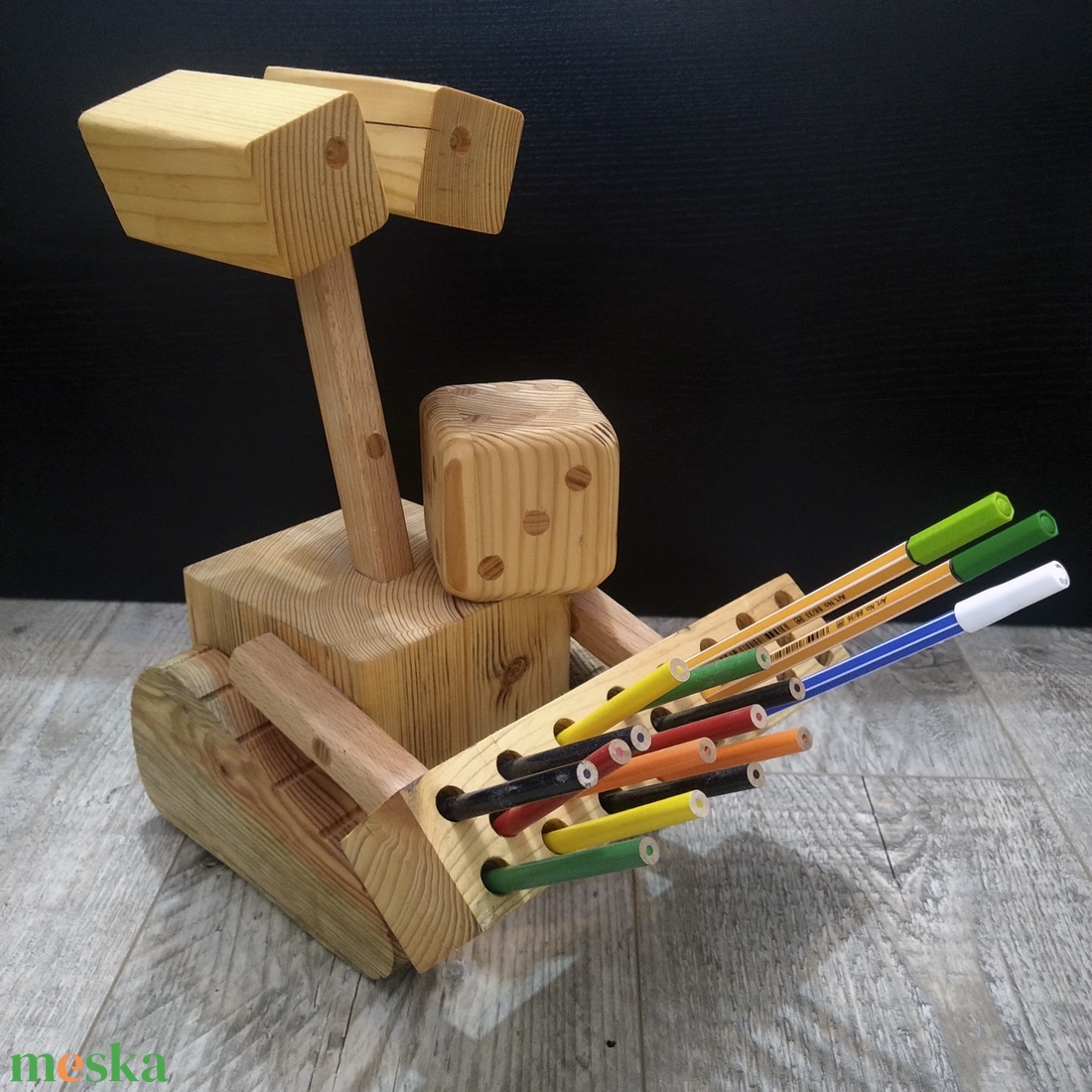 Wood-E, a ceruzatartó, tolltartó Robot ajándék dobókockával :) - otthon & életmód - papír, írószer - tolltartó & ceruzatekercs - Meska.hu Wood-E, a ceruzatartó, tolltartó Robot ajándék dobókockával :) - otthon & életmód - papír, írószer - tolltartó & ceruzatekercs - Meska.hu