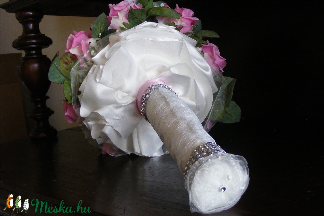 Rózsa-Orchidea kerek menyasszonyi csokor,tartós virágokból -  - Meska.hu