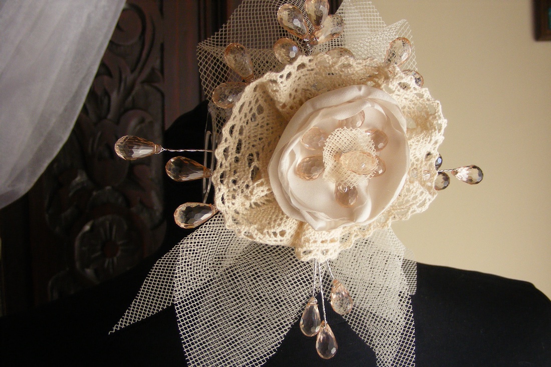 Menyasszonyi Hajdísz Vintage virág,csipkével -  - Meska.hu