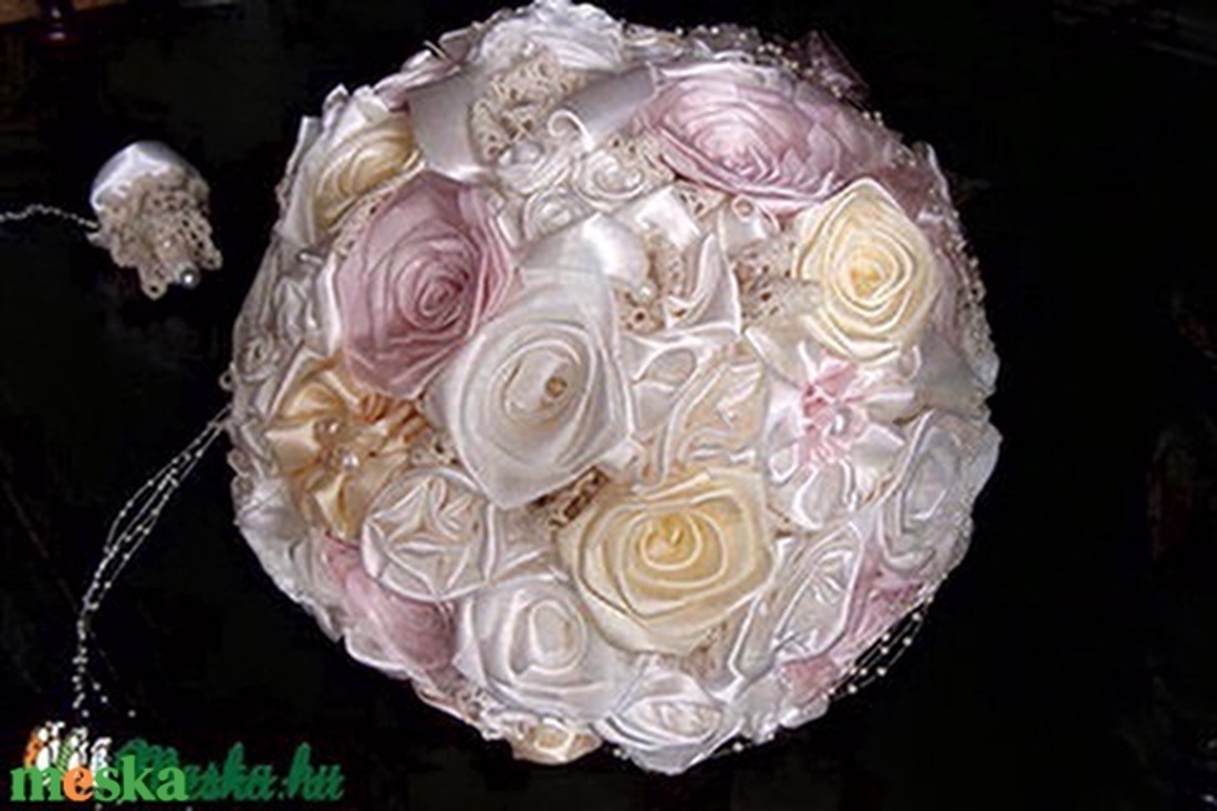 Pastel Rose menyasszonyi örökcsokor INGYEN SZÁLLÍTÁSSAL - esküvő - menyasszonyi- és dobócsokor - Meska.hu Pastel Rose menyasszonyi örökcsokor INGYEN SZÁLLÍTÁSSAL - esküvő - menyasszonyi- és dobócsokor - Meska.hu