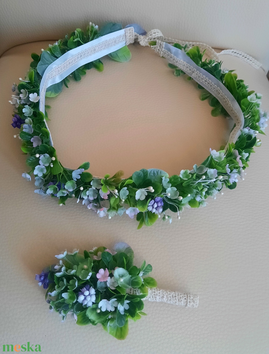Ezervirág greenery stílusú hajdísz kitűzővel - esküvő - hajdísz - fejkoszorú - Meska.hu Ezervirág greenery stílusú hajdísz kitűzővel - esküvő - hajdísz - fejkoszorú - Meska.hu