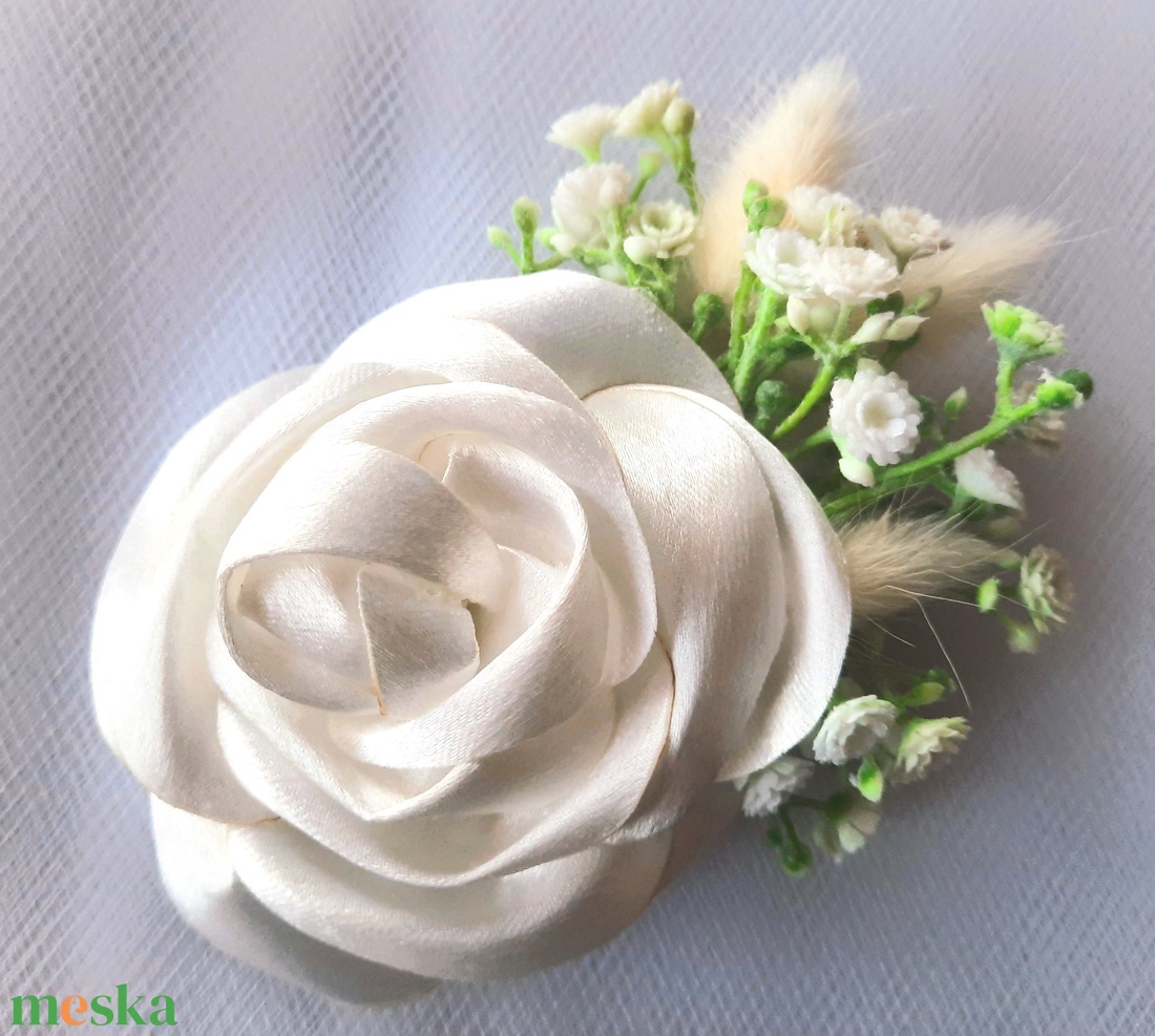 Rózsa rezgővel hajdísz - esküvő - hajdísz - kontydísz & hajdísz - Meska.hu