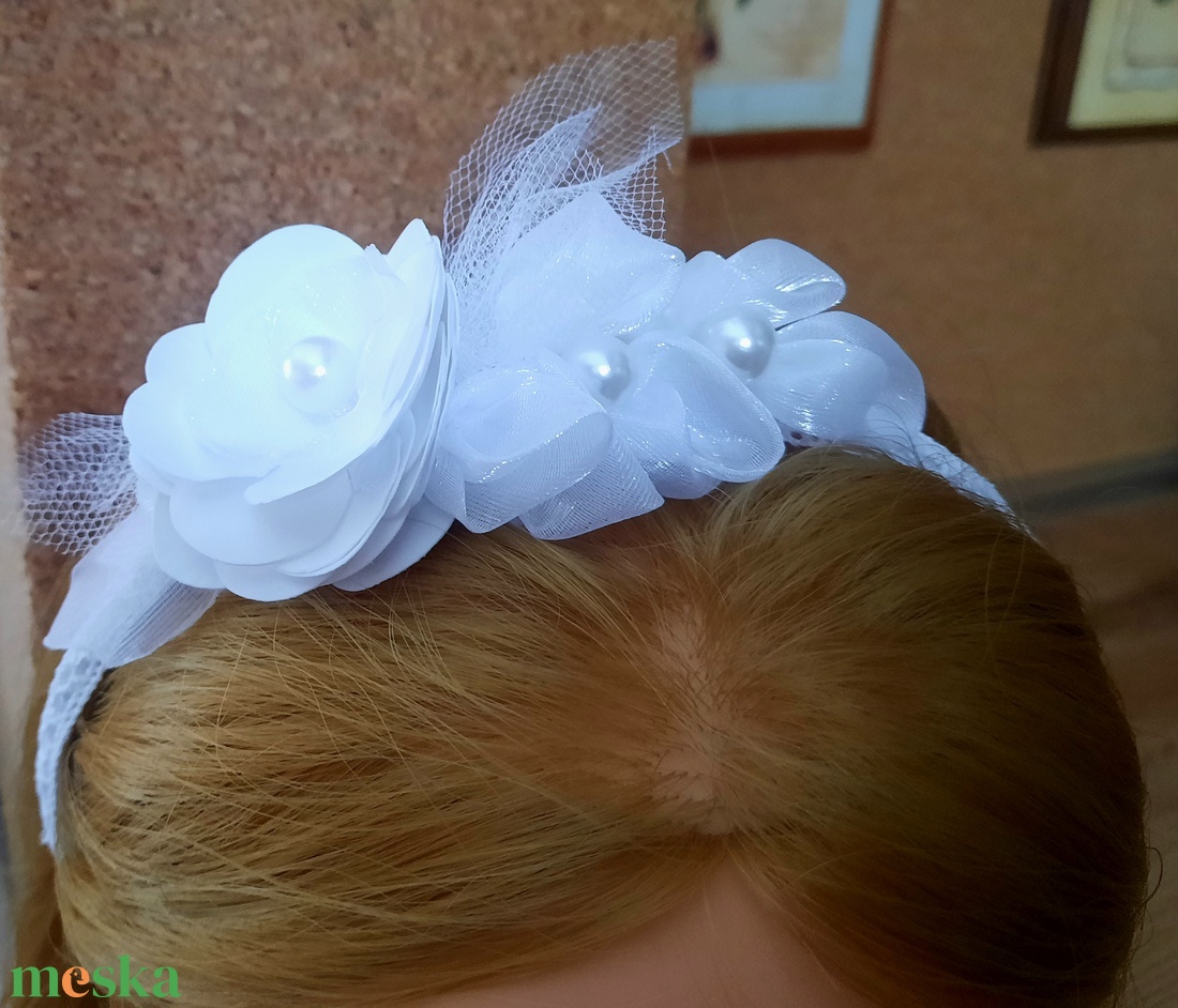 Fehér vintage hajdísz - esküvő - hajdísz - hajpánt - Meska.hu