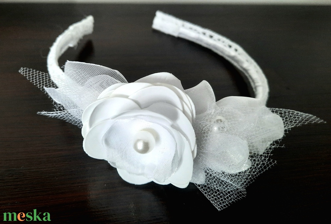 Fehér vintage hajdísz - esküvő - hajdísz - hajpánt - Meska.hu