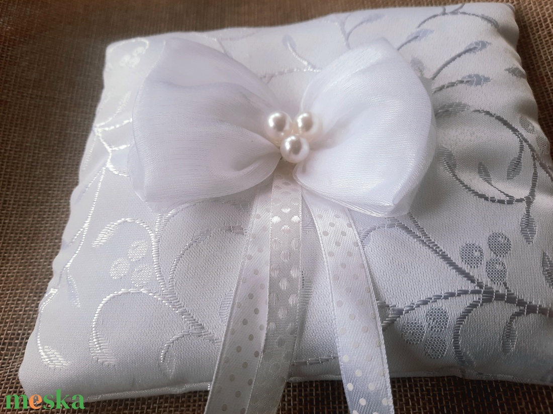 Masnis gyűrűpárna - esküvő - kiegészítők - gyűrűtartó & gyűrűpárna - Meska.hu