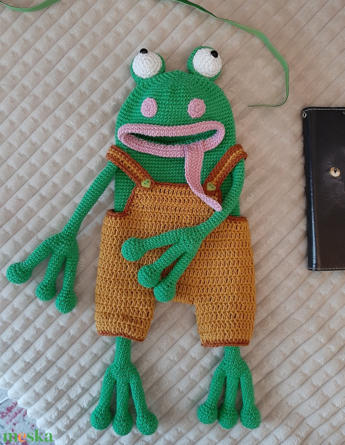 Béka,aki kistáska.. - táska & tok - kézitáska & válltáska - vállon átvethető táska - Meska.hu