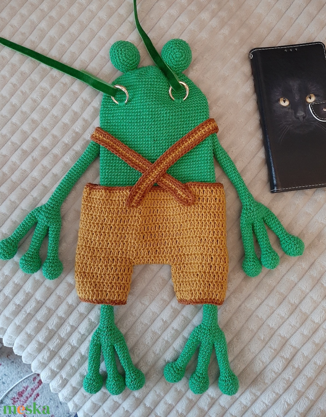 Béka,aki kistáska.. - táska & tok - kézitáska & válltáska - vállon átvethető táska - Meska.hu