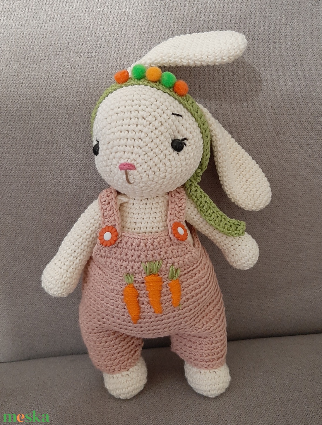 Nyuszi répás nadrágban. - játék & sport - plüssállat & játékfigura - nyuszi - Meska.hu