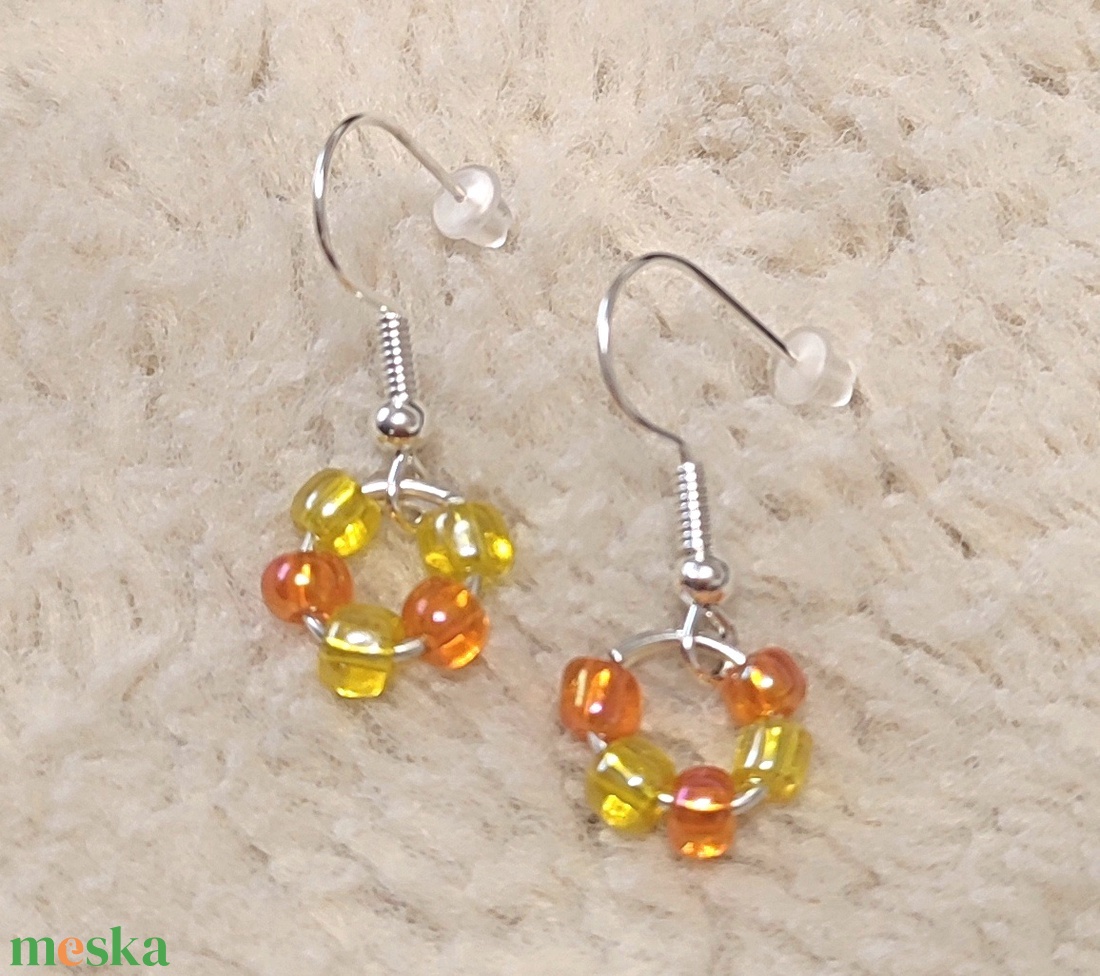 Gyöngyös fülbevaló - ékszer - fülbevaló - fülékszer - Meska.hu Gyöngyös fülbevaló - ékszer - fülbevaló - fülékszer - Meska.hu