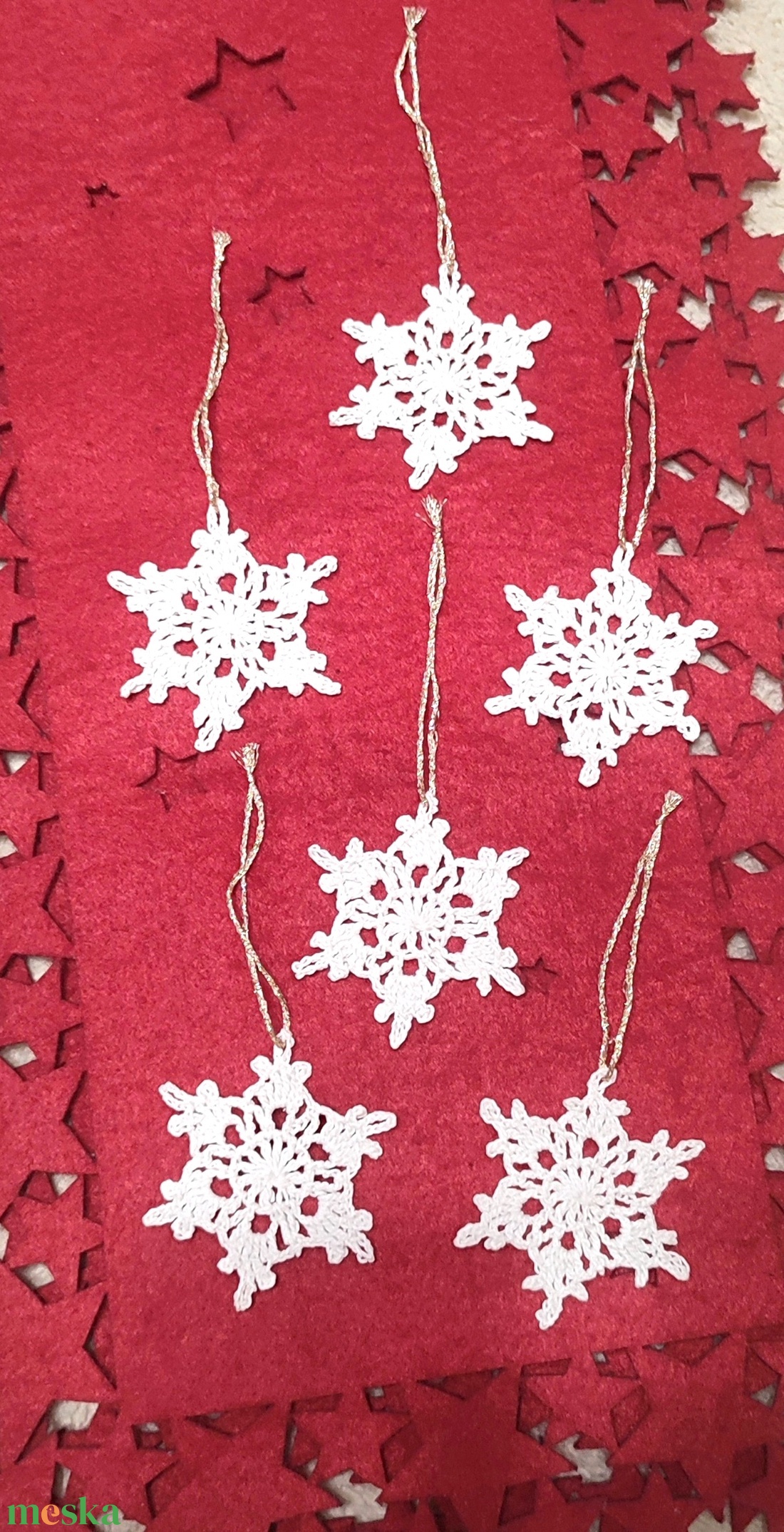 AKCIÓ!!! Horgolt hópelyhek - karácsony - karácsonyi lakásdekoráció - karácsonyfadíszek - Meska.hu