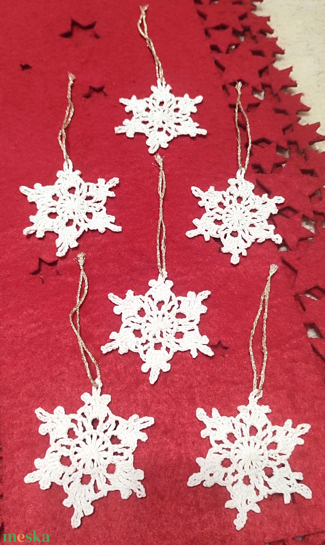 AKCIÓ!!! Horgolt hópelyhek - karácsony - karácsonyi lakásdekoráció - karácsonyfadíszek - Meska.hu