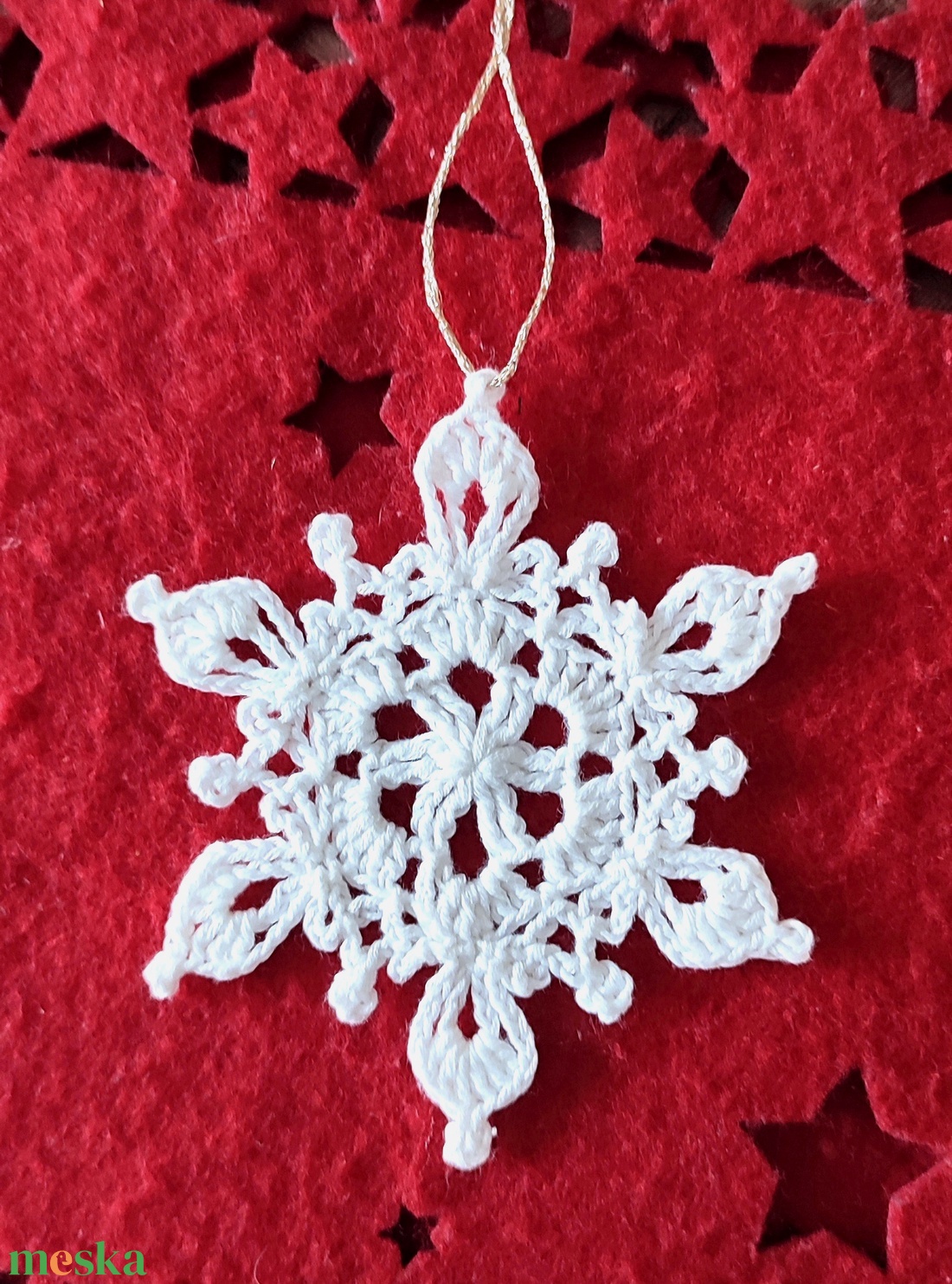 AKCIÓ!!! Horgolt hópelyhek - karácsony - karácsonyi lakásdekoráció - karácsonyfadíszek - Meska.hu