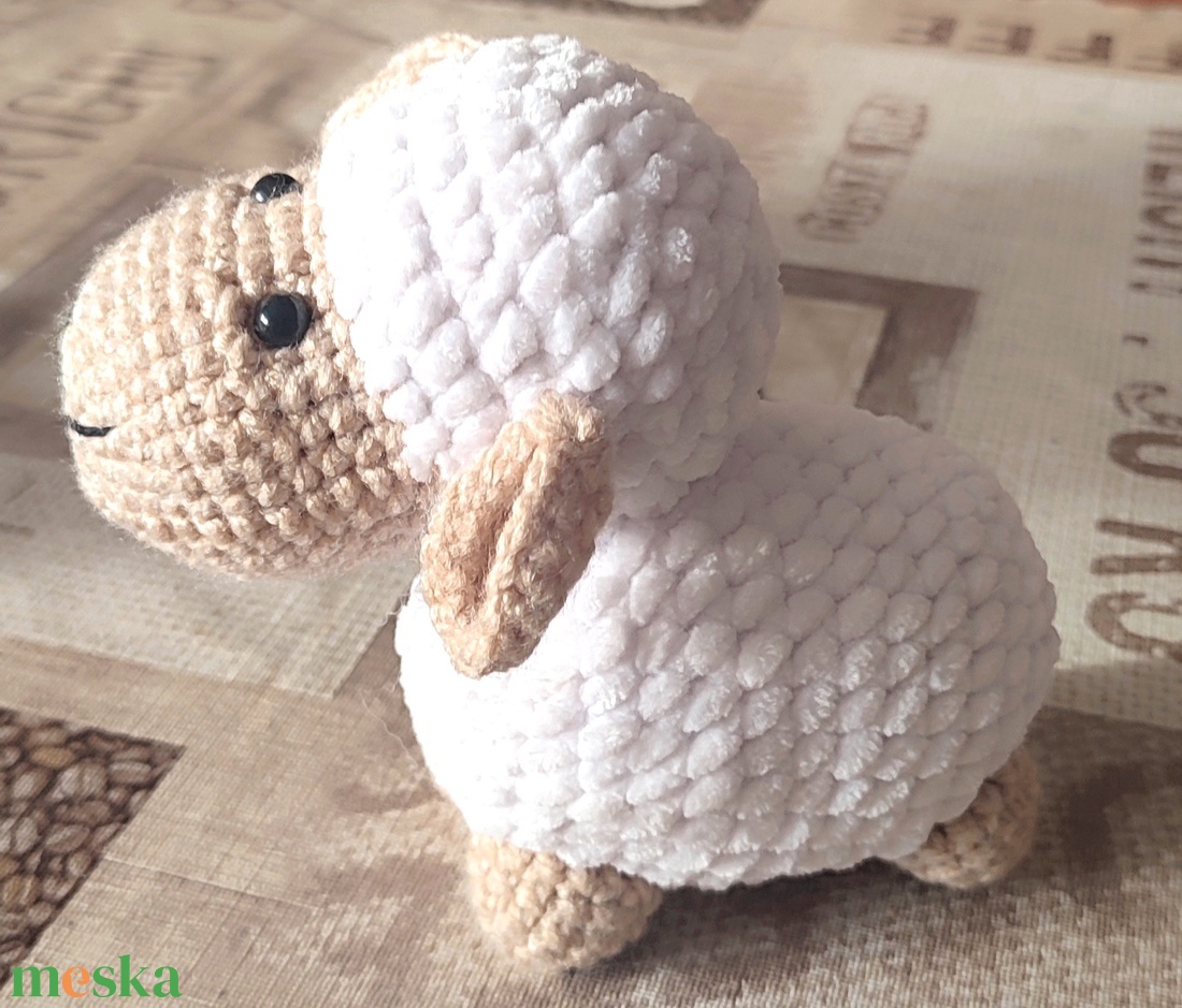 AKCIÓ!!! Horgolt bárány - játék & sport - plüssállat & játékfigura - plüss bárány - Meska.hu