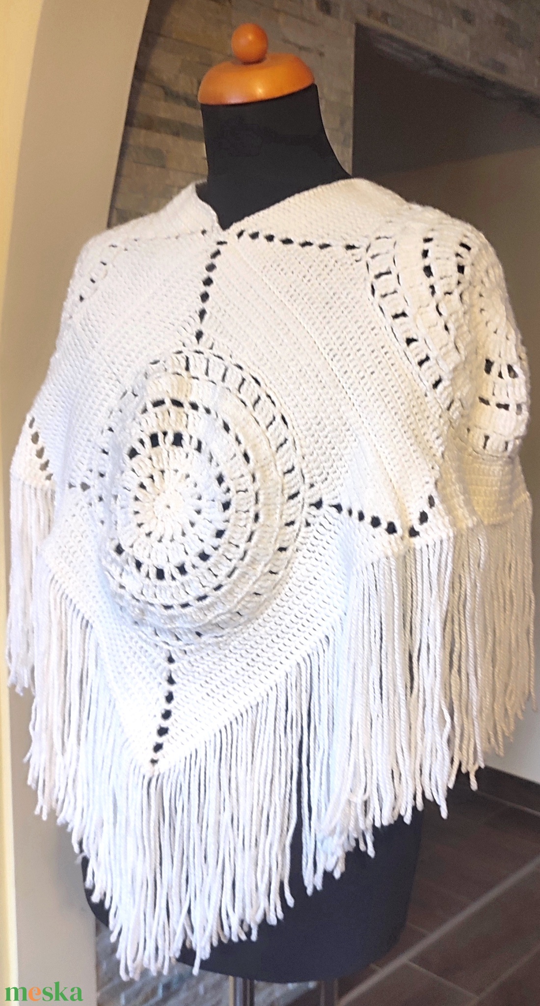 AKCIÓ!!! Horgolt poncsó - ruha & divat - női ruha - poncsó - Meska.hu