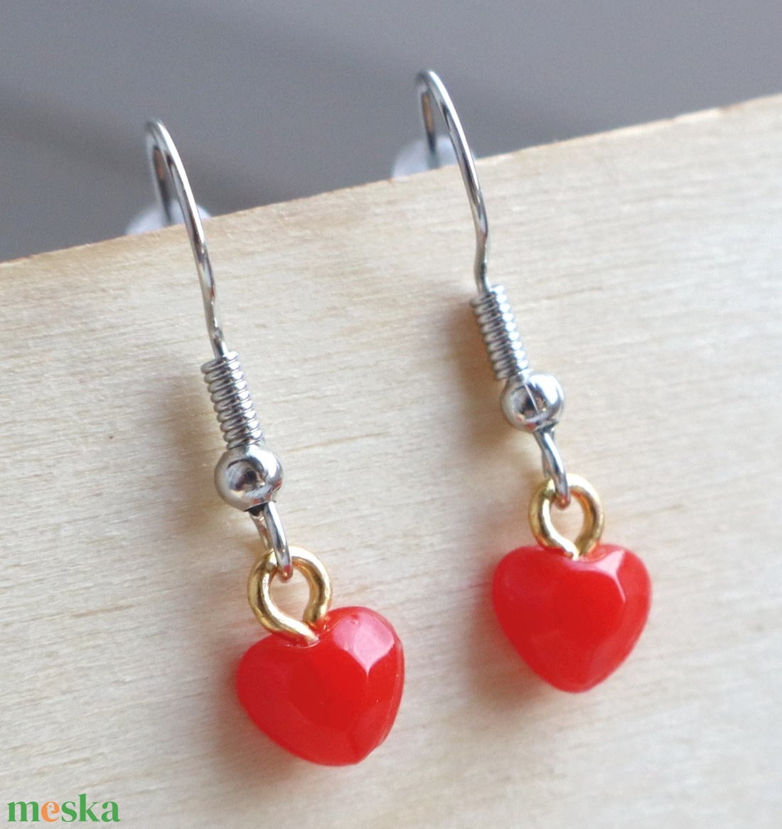 Szívecskés fülbevaló + ajándék kis szívecskés fülbevaló - ékszer - fülbevaló - fülékszer - Meska.hu
