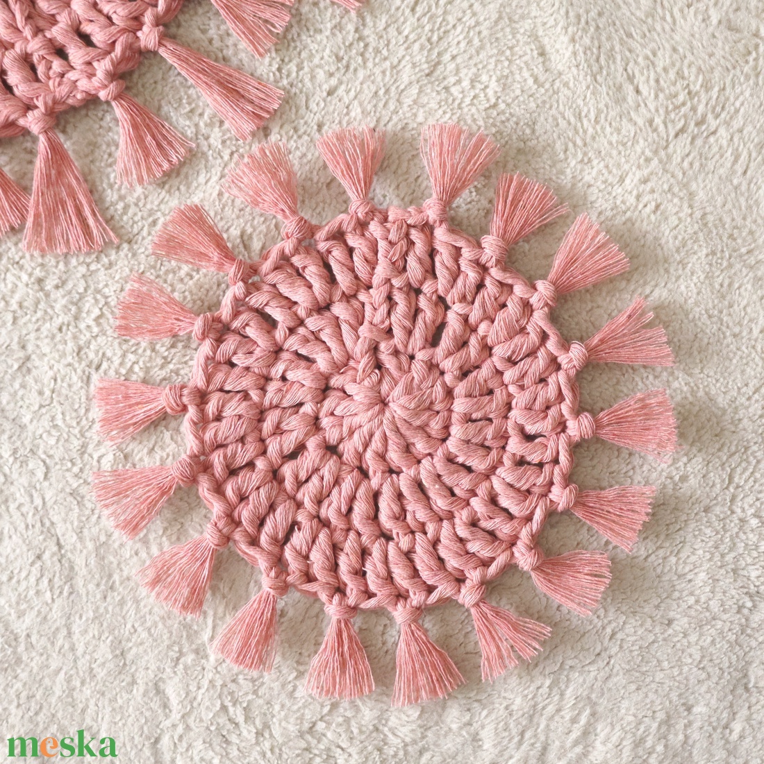 Horgolt terítő szett/alátétek - otthon & életmód - dekoráció - asztal és polc dekoráció - horgolt & csipketerítő - Meska.hu