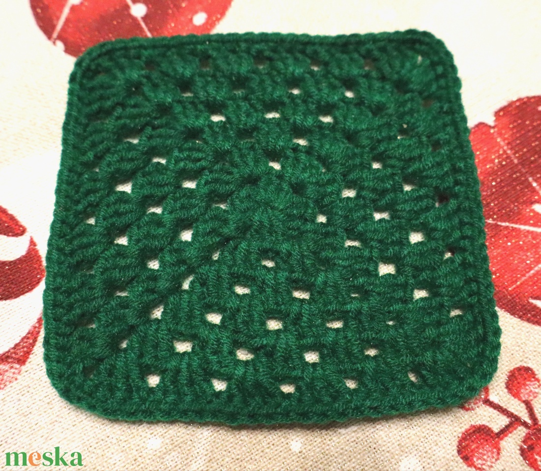 Horgolt alátétek - otthon & életmód - konyhafelszerelés, tálalás - tálalás - tányér- és poháralátét - Meska.hu