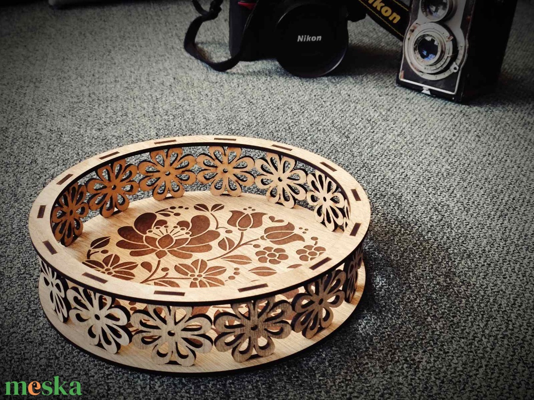 Virágmintás dobozka - otthon & életmód - konyhafelszerelés, tálalás - tálalás - tálca - Meska.hu