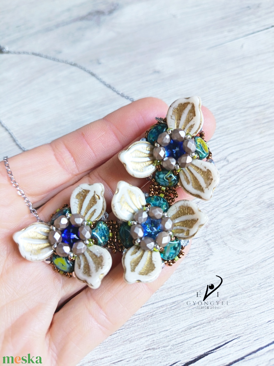 Virág nyakék - ékszer - nyaklánc - medál - Meska.hu