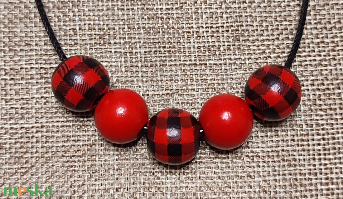 Fagyöngyös nyakláncok  - ékszer - nyaklánc - bogyós nyaklánc - Meska.hu