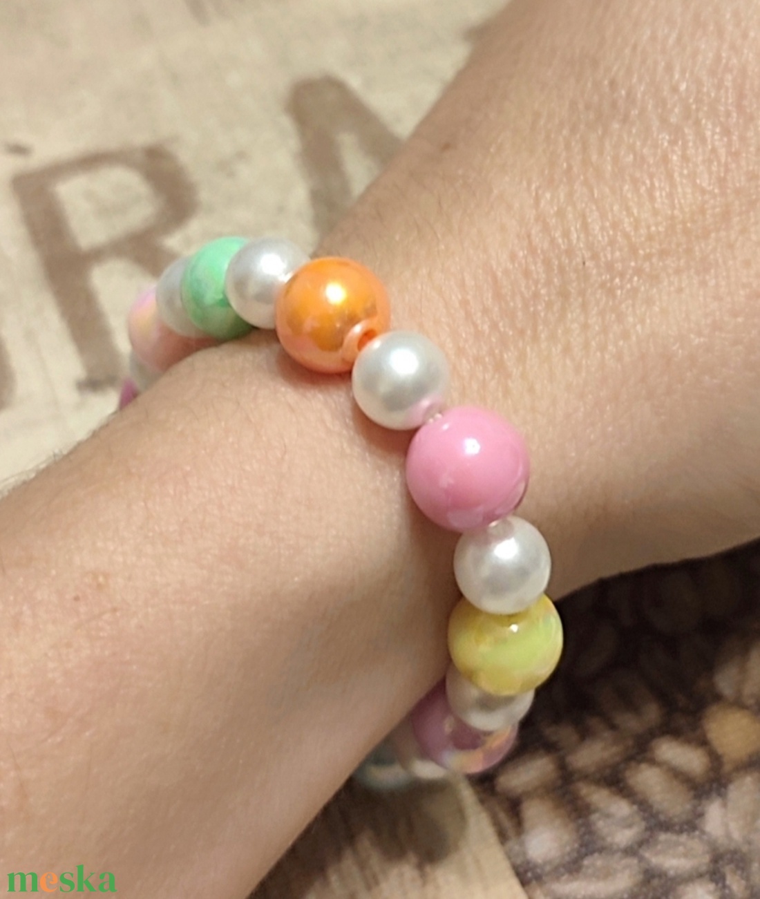 Színes gyöngyös karkötő  - esküvő - ékszer - karkötő & csuklódísz - Meska.hu