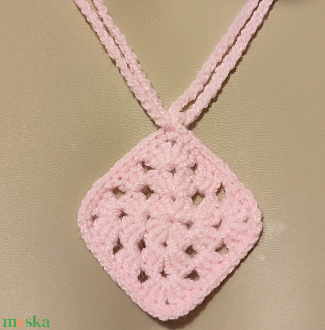 Horgolt nyaklánc  - ékszer - nyaklánc - medálos nyaklánc - Meska.hu