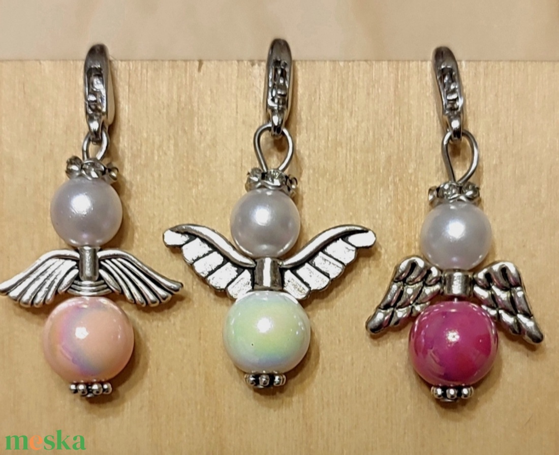 Angyalkás táskadíszek - táska & tok - kulcstartó & táskadísz - táskadísz - Meska.hu