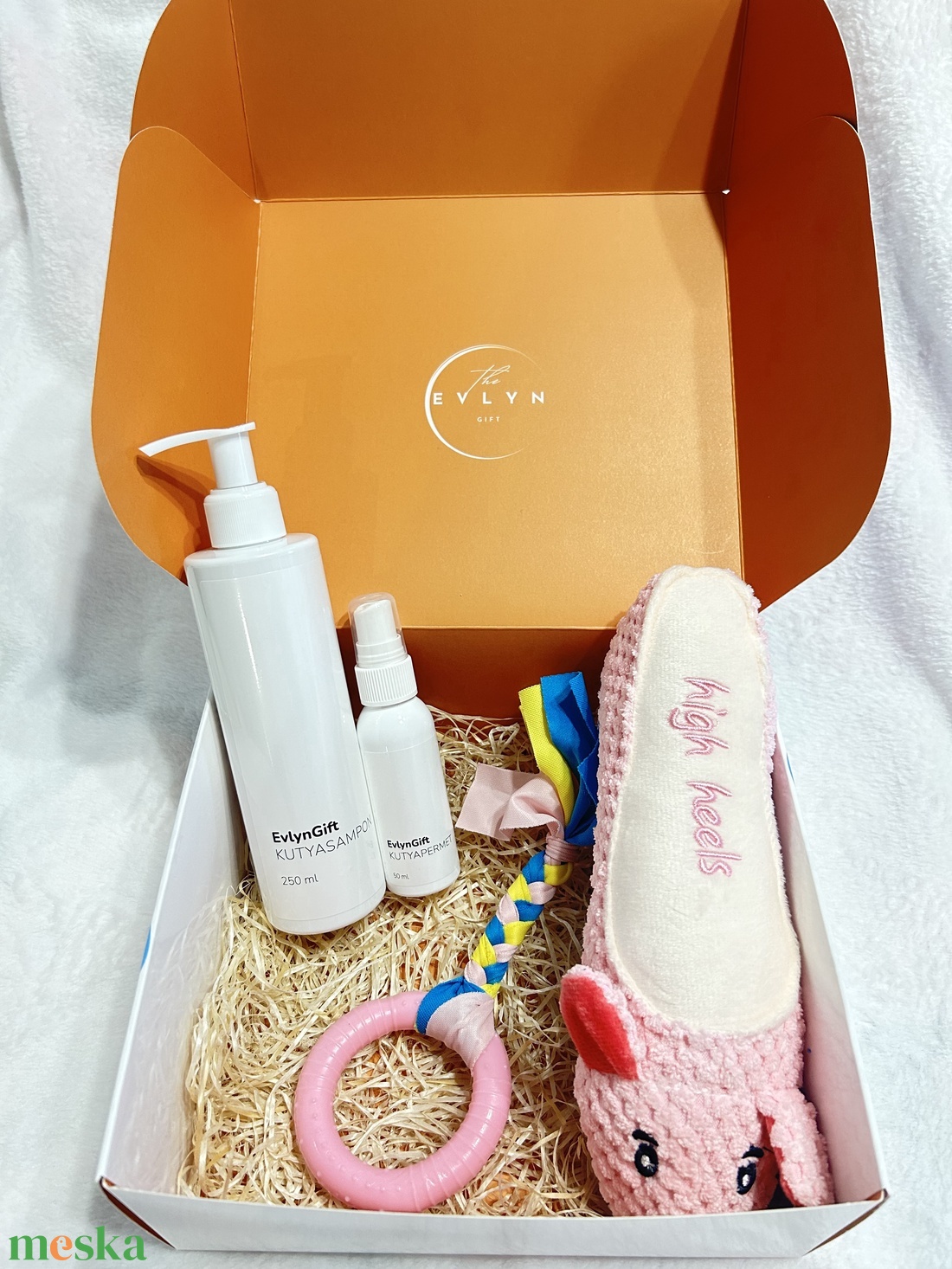 EvlynGift kutya ajándékcsomag - karácsony - adventi díszek - adventi koszorú - Meska.hu