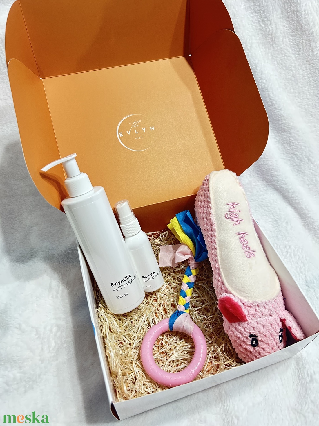 EvlynGift kutya ajándékcsomag - karácsony - adventi díszek - adventi koszorú - Meska.hu