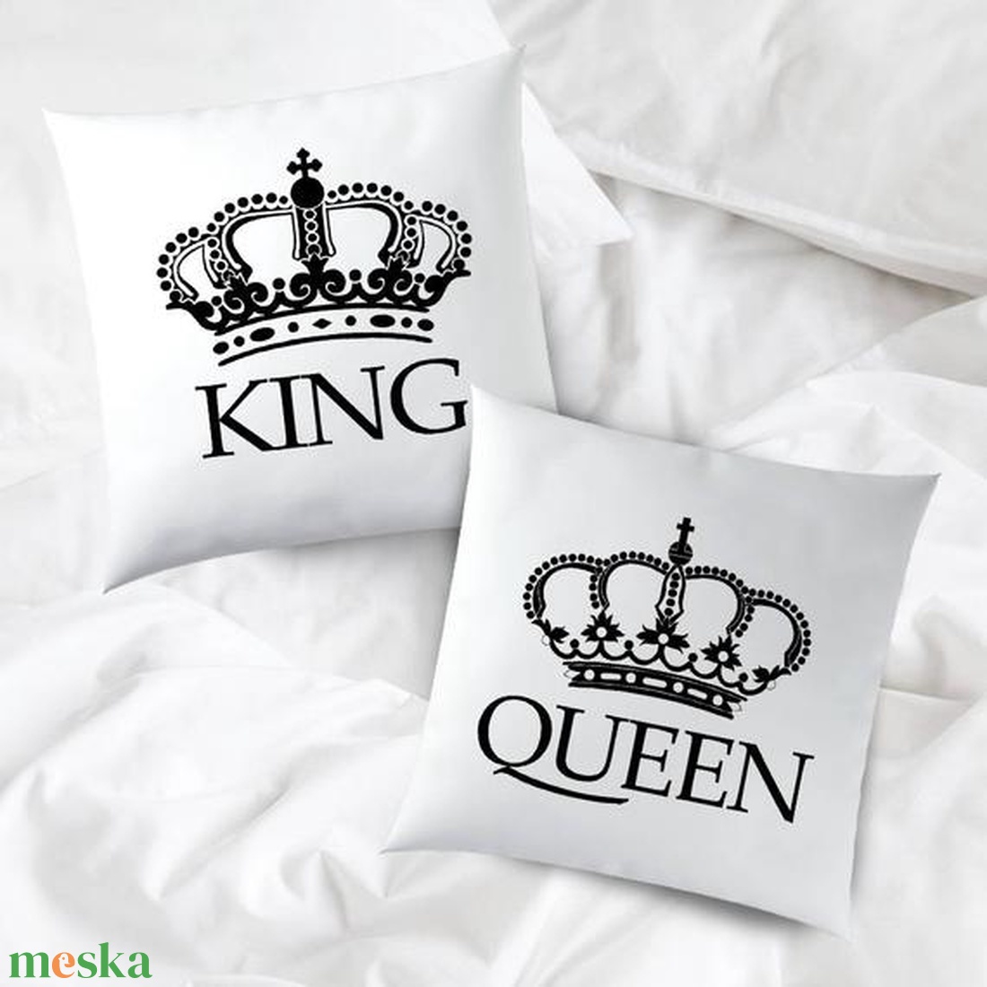 Egyedi név feliratos párna King and Queen koronás feliratos szett, esküvői nászajándék díszpárna szett, huzat+belsőpárna - otthon & lakás - lakástextil - Meska.hu