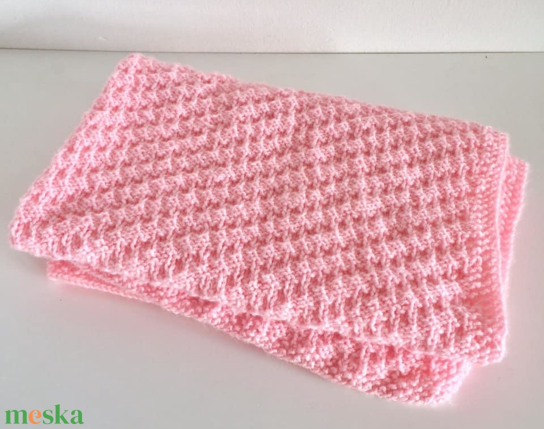 Babatakaró rózsaszínű, Kislányoknak Babaváró ajándék, Babarózsaszín szobadekor, Kézzel kötött puha takaró 70 x 90 cm - otthon & életmód - babaszoba, gyerekszoba - babatakaró, gyerek pléd - Meska.hu Babatakaró rózsaszínű, Kislányoknak Babaváró ajándék, Babarózsaszín szobadekor, Kézzel kötött puha takaró 70 x 90 cm - otthon & életmód - babaszoba, gyerekszoba - babatakaró, gyerek pléd - Meska.hu