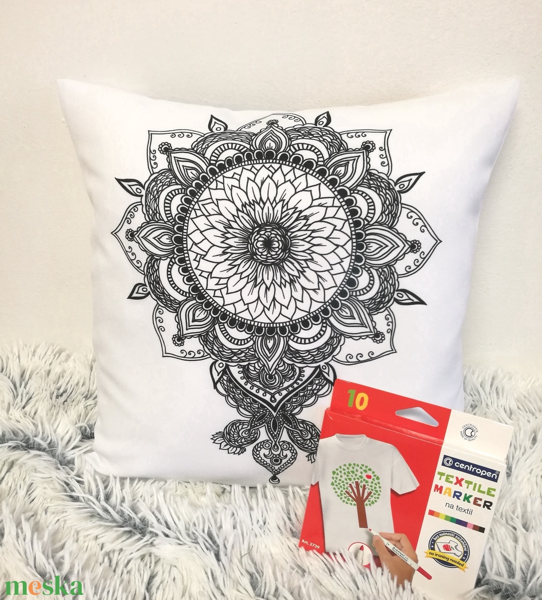 Színezhető mandalás virágos dekorpárna, Kifestős párna, Mandala, Ajándék születésnapra, karácsonyra, huzat+belső párna - otthon & életmód - babaszoba, gyerekszoba - gyerek díszpárna - Meska.hu