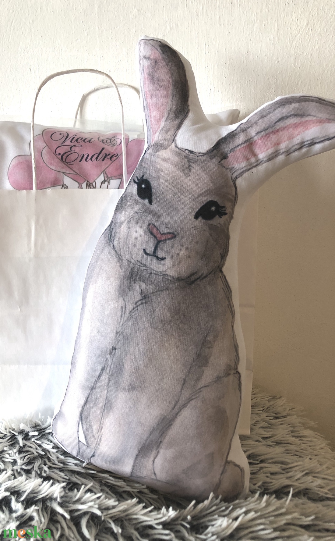  Húsvéti nyuszi figura párnácska (kb. 30x42cm), Húsvéti nyuszis ajándék, Gyerekszoba dekor - otthon & életmód - lakástextil - párna & párnahuzat - Meska.hu