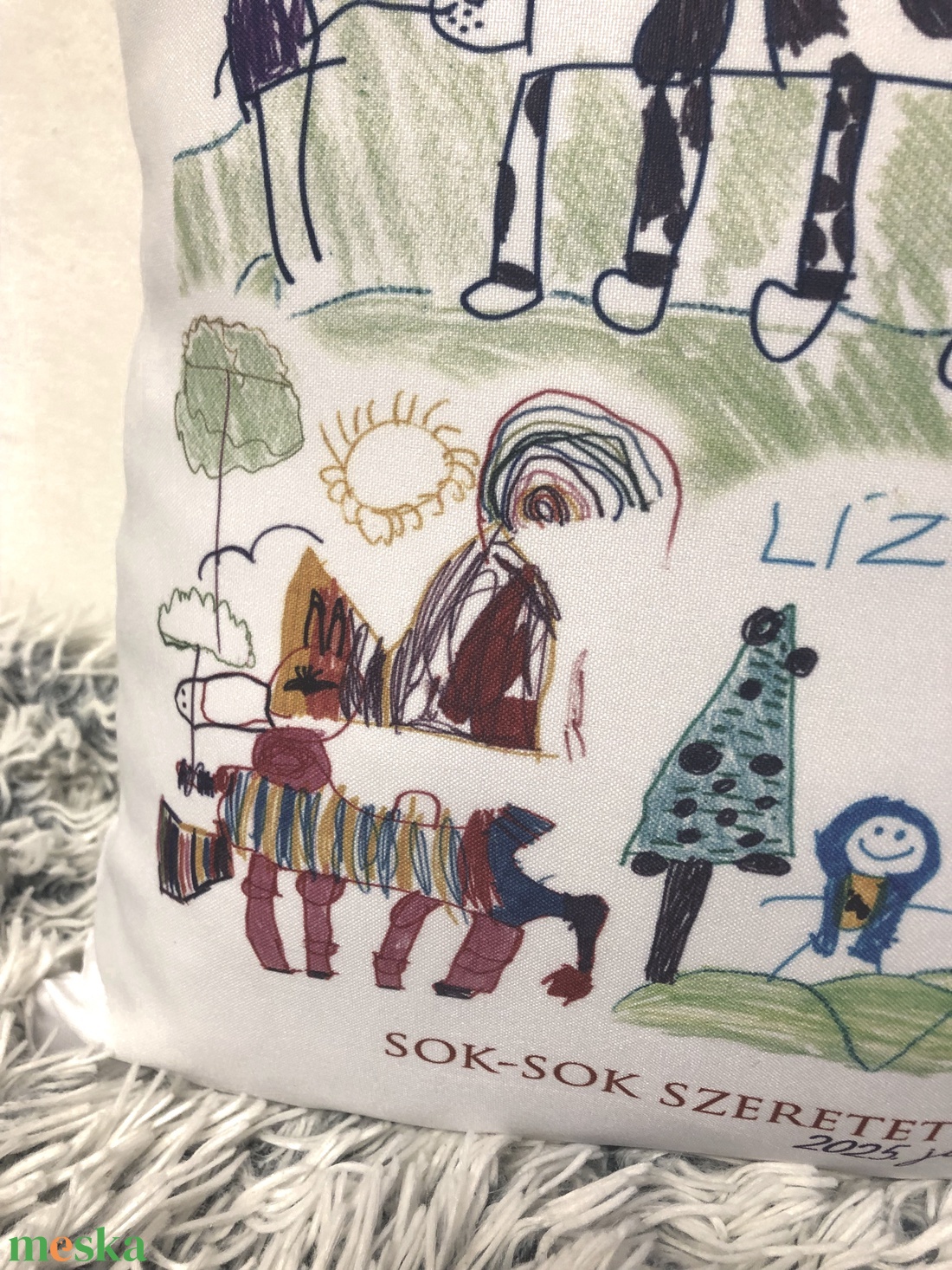 Ovis ballagásra egyedi gyerekrajzos párna, Óvónéniknek ajándék díszpárna emlékbe saját rajzzal nyomtatva, huzat+belső - otthon & életmód - babaszoba, gyerekszoba - gyerek díszpárna - Meska.hu