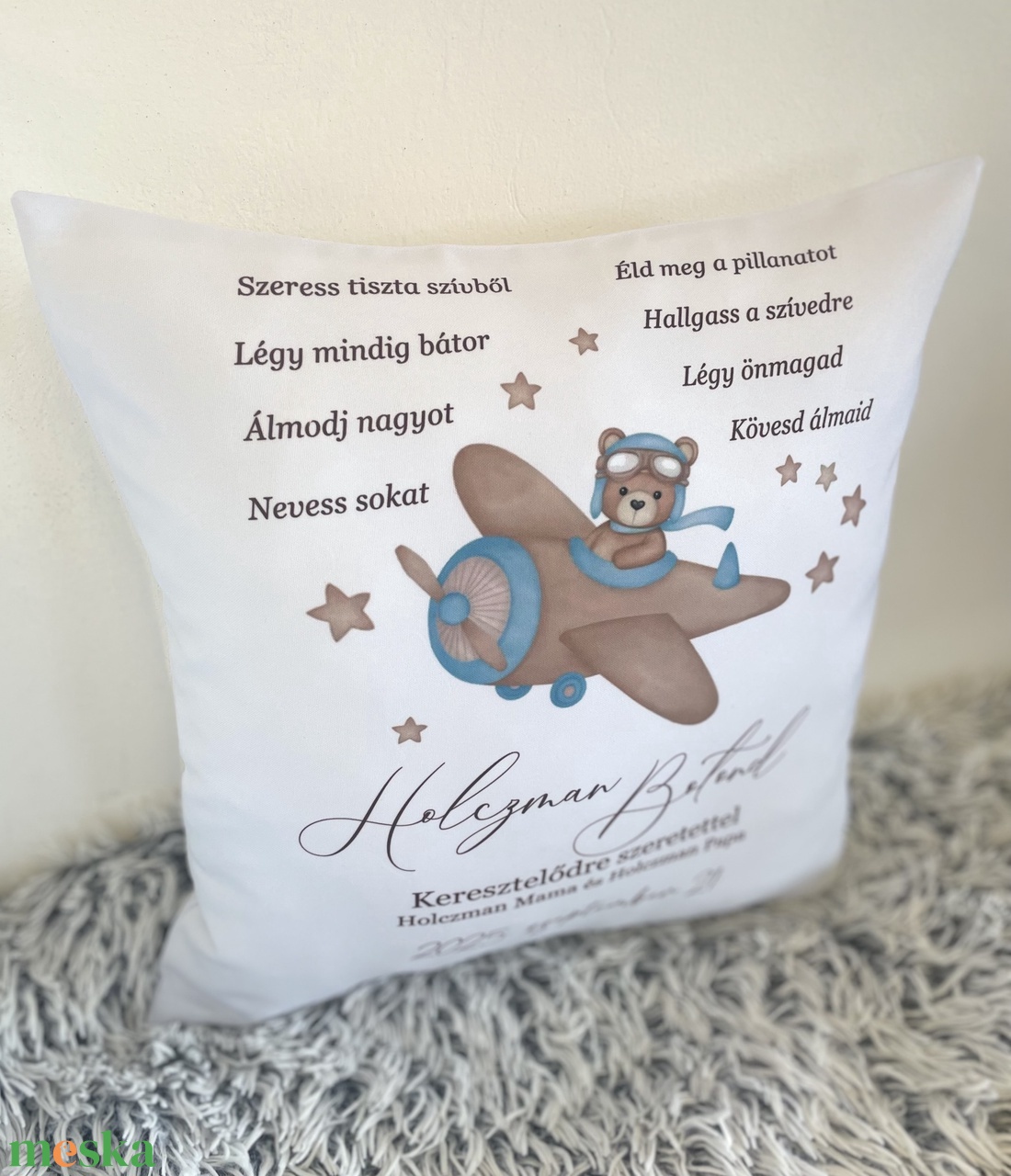 Egyedi születési keresztelői macis párna, Neves ajándék, Medve grafikás dekorpárna, babaszoba dekor, huzat+belső - karácsony - mikulás - mikulás ajándékok - Meska.hu Egyedi születési keresztelői macis párna, Neves ajándék, Medve grafikás dekorpárna, babaszoba dekor, huzat+belső - karácsony - mikulás - mikulás ajándékok - Meska.hu