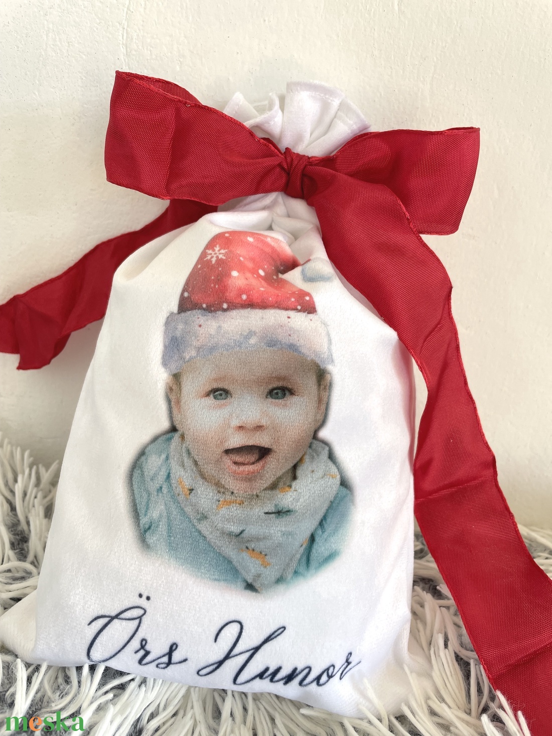 Névre szóló fényképes egyedi plüss-bársony Mikulás zsák, Karácsonyi Téli dekoráció, Mikulás, Télapó ajándék - karácsony - mikulás - mikulás zsák - Meska.hu