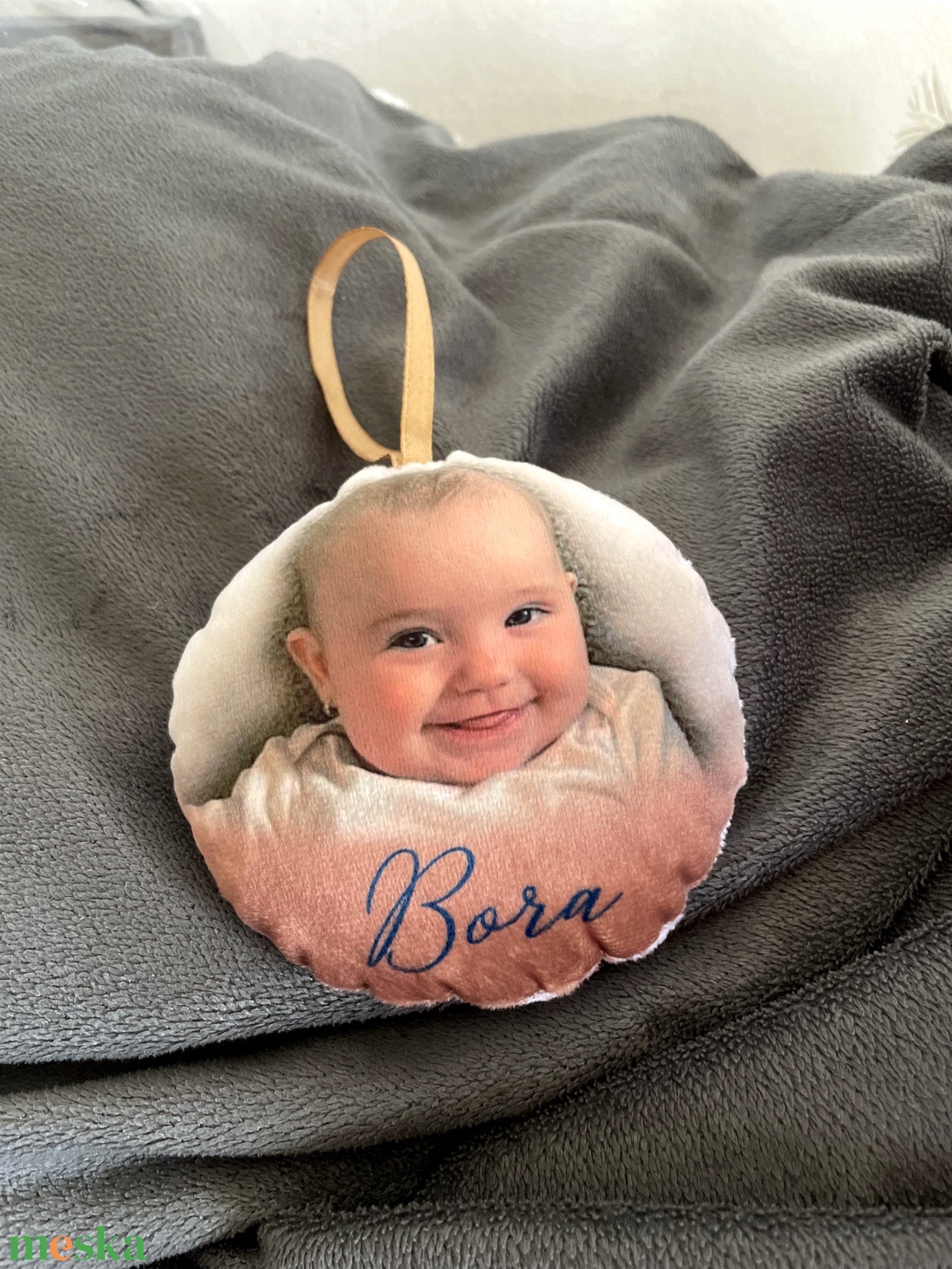 Fényképes névre szóló karácsonyfadísz, saját fotós neves karácsonyi dekor, ajándék karácsonyra - karácsony - karácsonyi lakásdekoráció - karácsonyfadíszek - Meska.hu