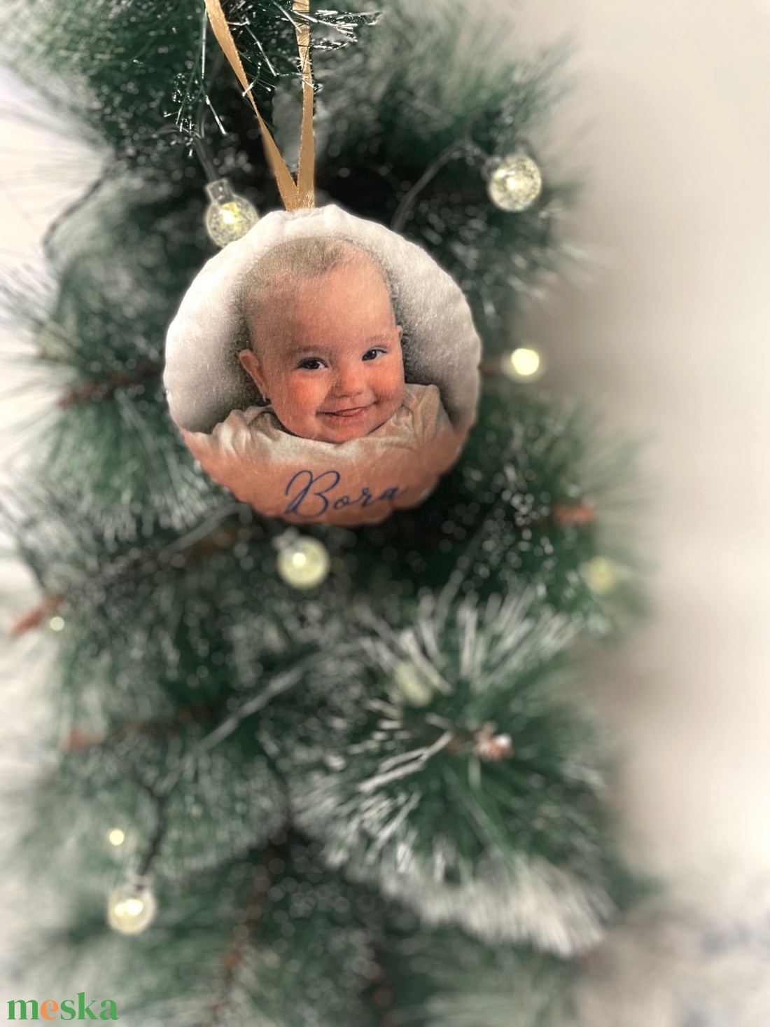 Fényképes névre szóló karácsonyfadísz, saját fotós neves karácsonyi dekor, ajándék karácsonyra - karácsony - karácsonyi lakásdekoráció - karácsonyfadíszek - Meska.hu