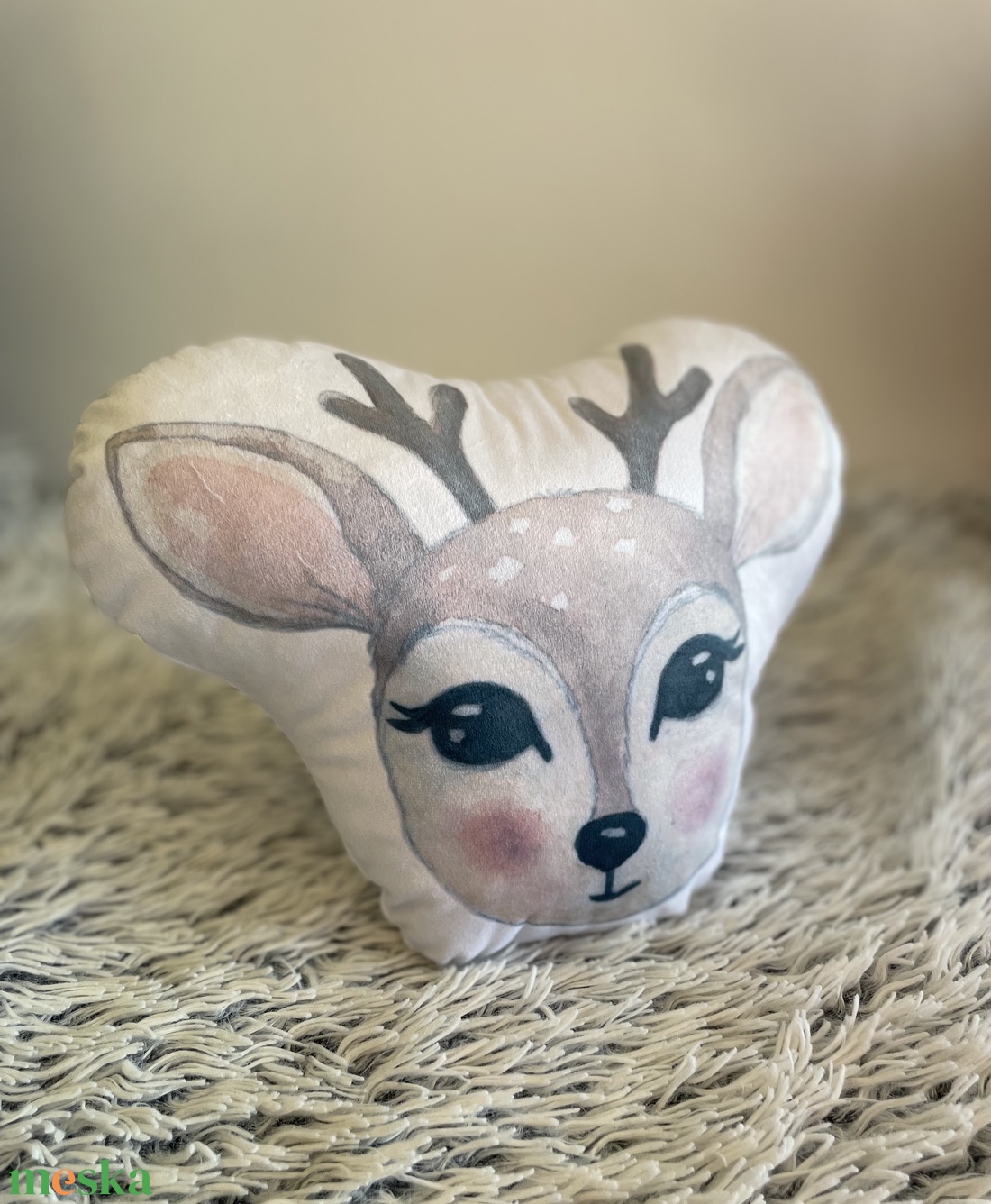 Szarvas őzike bébi plüss-bársony szundipárna születési ajándék formapárna több méretben, ajándék párna - otthon & életmód - lakástextil - párna & párnahuzat - forma párna - Meska.hu