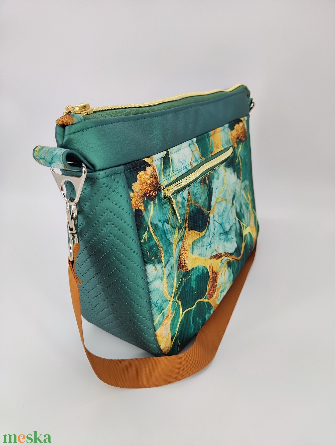 Lady oldaltásak L,  Zöld-arany márványminta - táska & tok - kézitáska & válltáska - vállon átvethető táska - Meska.hu