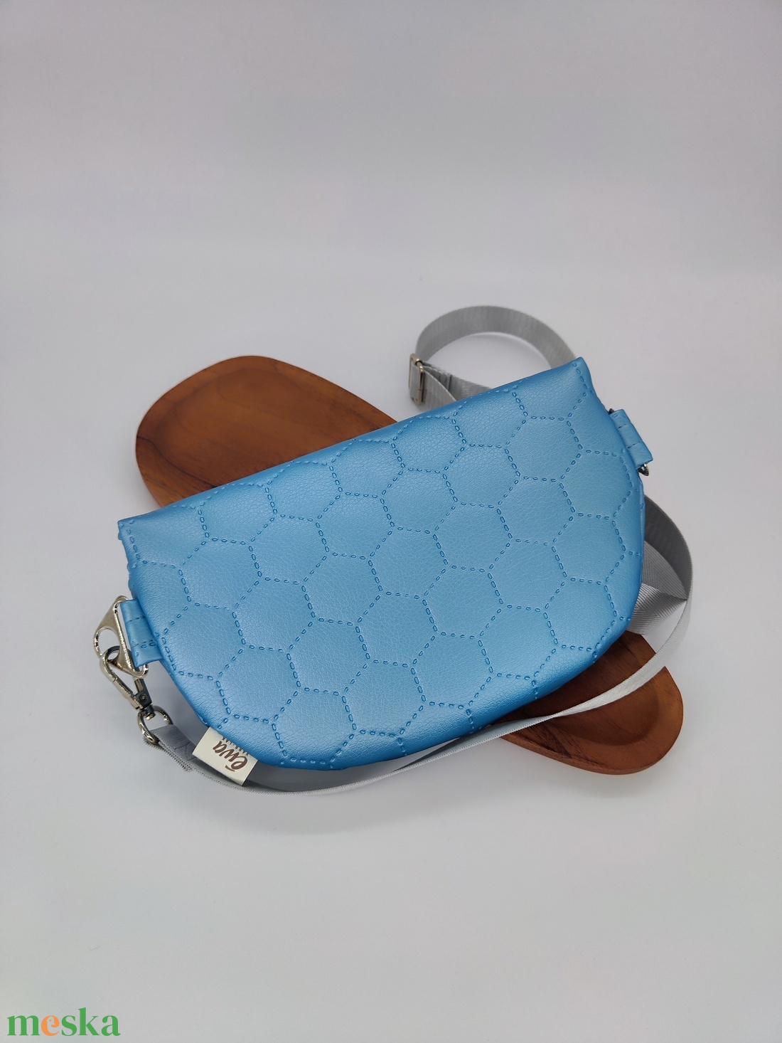 Mia crossbody, jégkék textilbőr övtáska - táska & tok - övtáska - Meska.hu