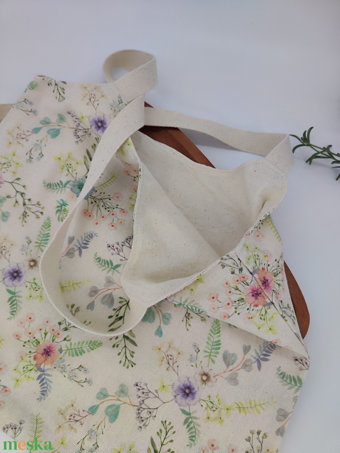 Dóra vászontáska mezei virágmintás / textilszatyor - táska & tok - bevásárlás & shopper táska - shopper, textiltáska, szatyor - Meska.hu