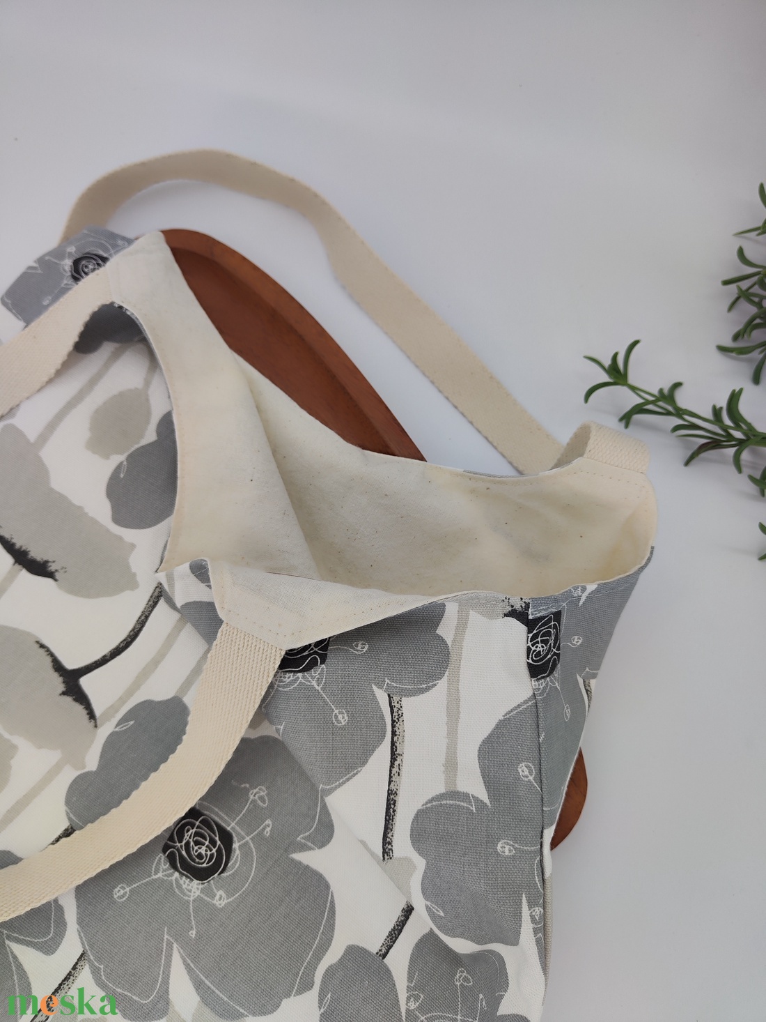 Dóra vászontáska szürke virágmintás / textilszatyor - táska & tok - bevásárlás & shopper táska - shopper, textiltáska, szatyor - Meska.hu