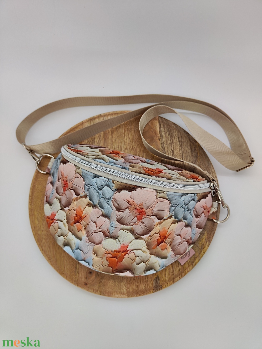 Aldda övtáska, crossbody, rózsaszín kék pasztell akvarell  virágminta - táska & tok - övtáska - Meska.hu