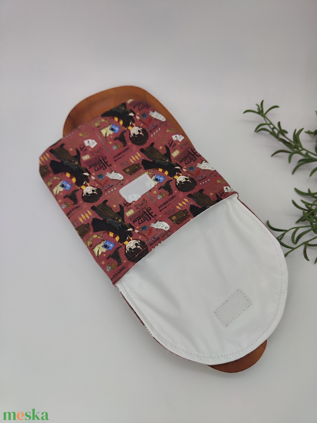 Uzsis, tízórai szütyő, tároló  - Harry Potter minta, bordó alapon - táska & tok - uzsonna- & ebéd tartó - szendvics csomagoló - Meska.hu