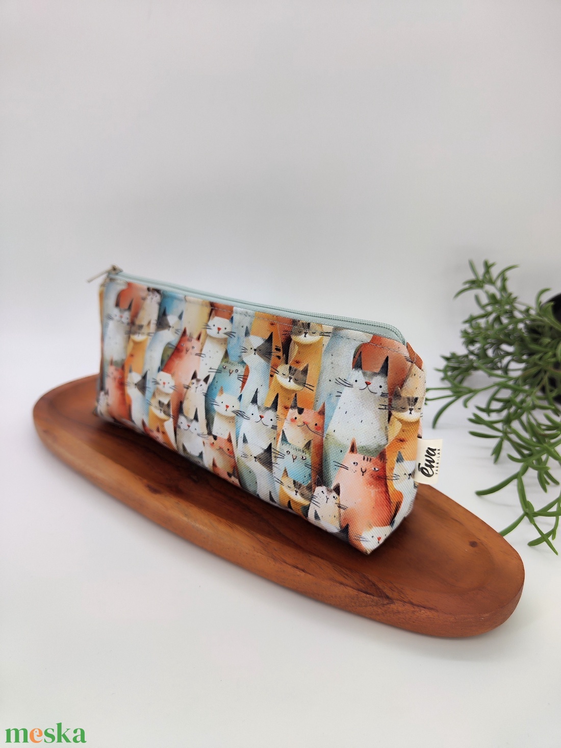 Tolltartó / neszeszer pasztell cica minta - otthon & életmód - papír, írószer - tolltartó & ceruzatekercs - Meska.hu