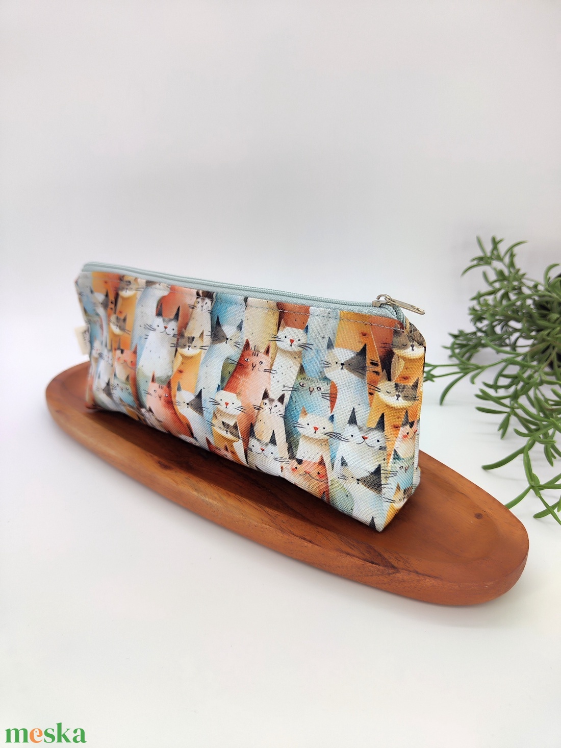 Tolltartó / neszeszer pasztell cica minta - otthon & életmód - papír, írószer - tolltartó & ceruzatekercs - Meska.hu