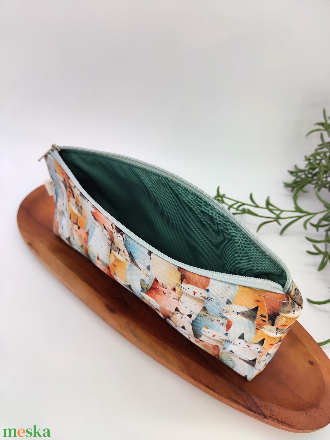 Tolltartó / neszeszer pasztell cica minta - otthon & életmód - papír, írószer - tolltartó & ceruzatekercs - Meska.hu